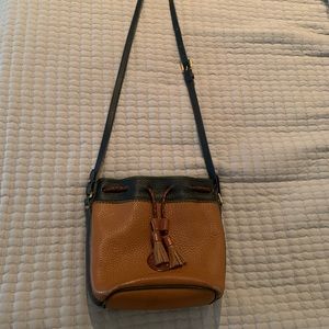 Blue & tan dooney & bourke bag
